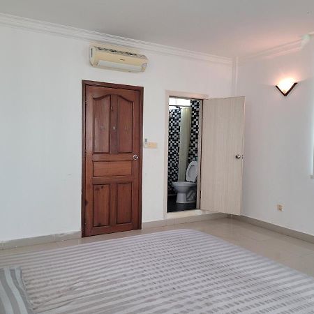 Hotel Yana House Phnom Penh Zewnętrze zdjęcie