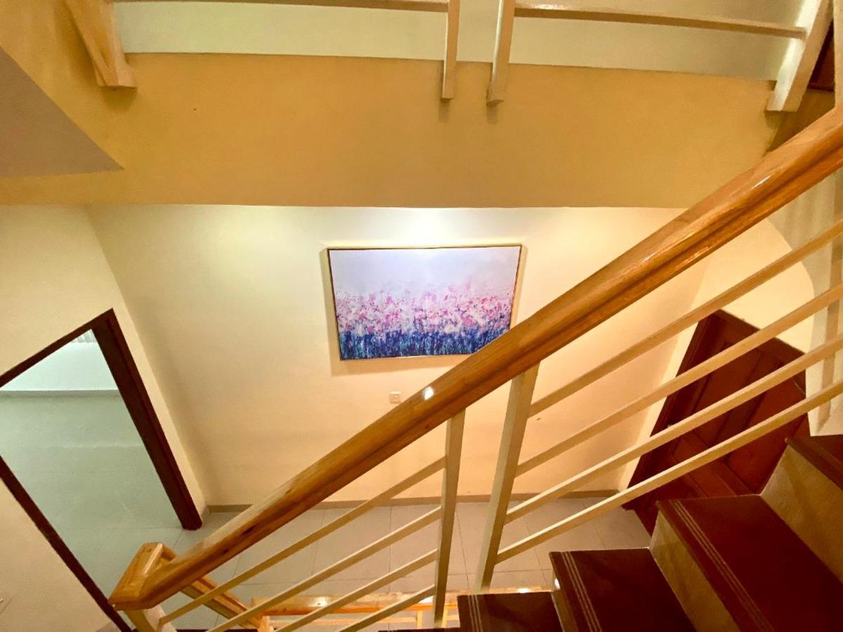 Hotel Yana House Phnom Penh Zewnętrze zdjęcie