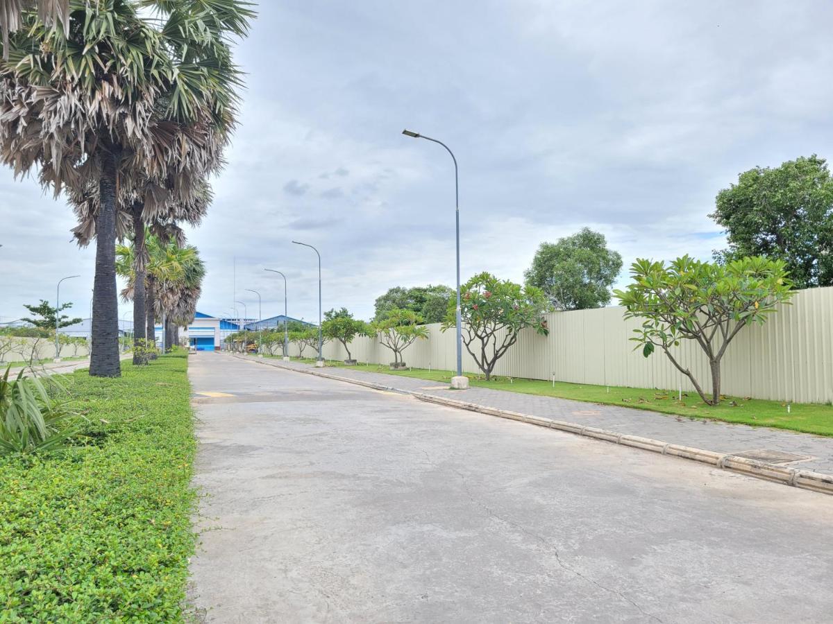 Hotel Yana House Phnom Penh Zewnętrze zdjęcie